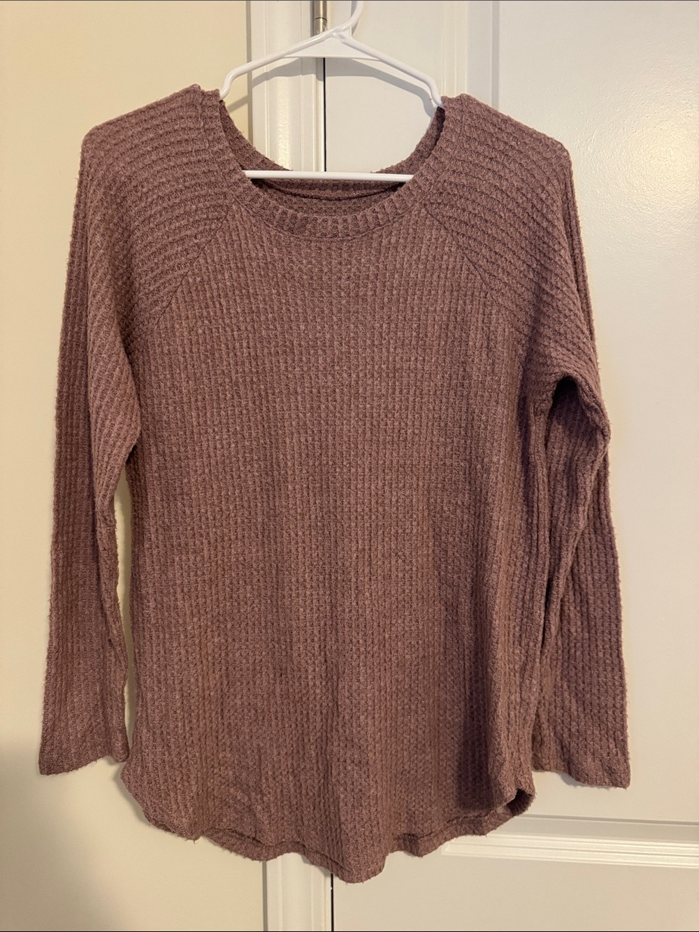 American Eagle Outfitters Rib-Knit Long Sleeve Sweater - Dusty Mauve